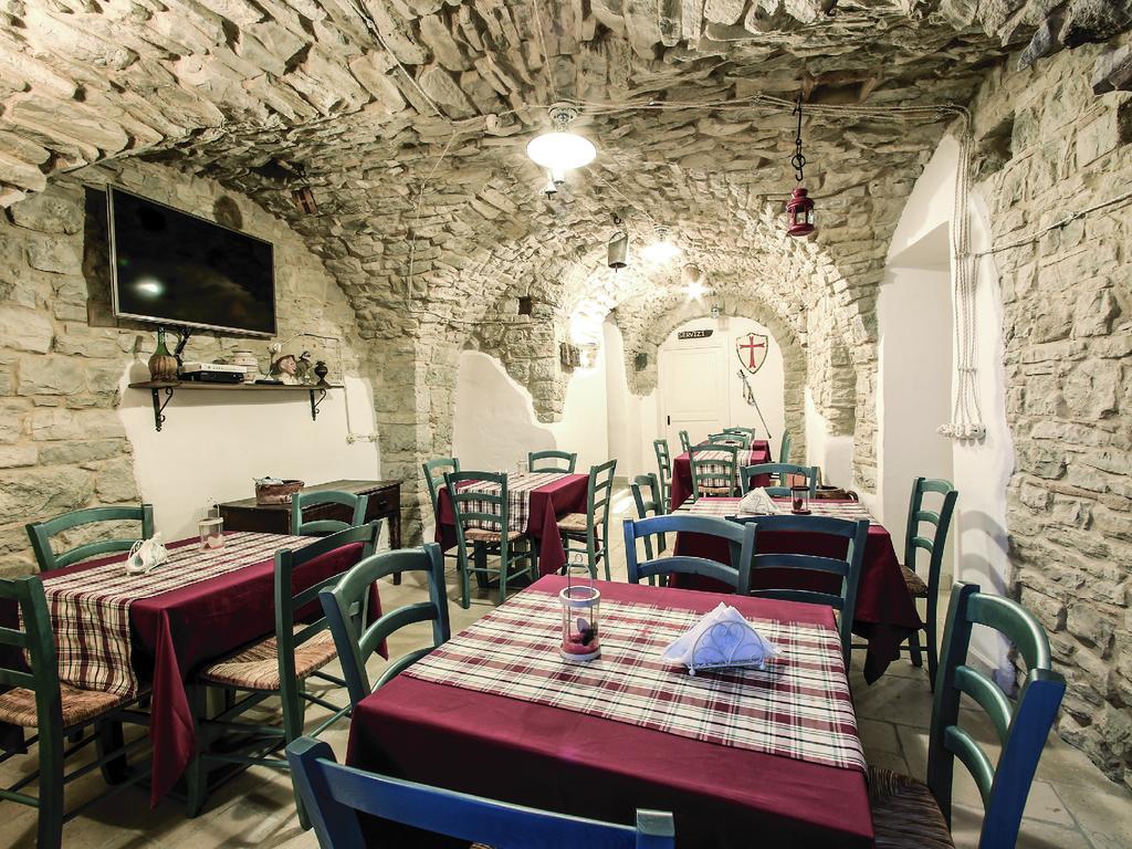 Готель I Templari Di Alberona Екстер'єр фото